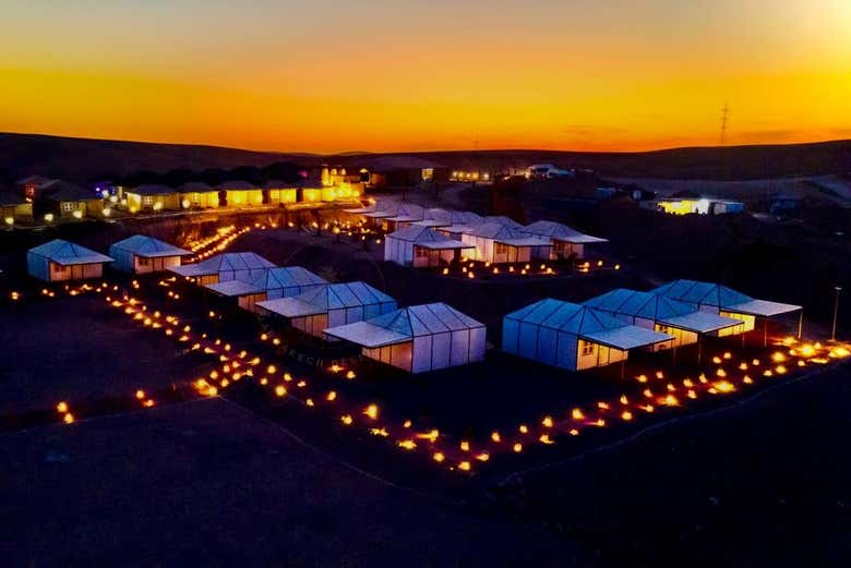 Time for a delicious dinner in the desert